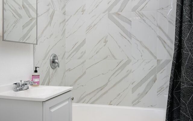 Beautiful Studio Near Hollywood! Sleeps 2!