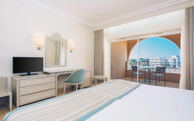 Iberostar Waves Averroes