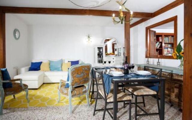 Candelaria's Mountain House (Pool & Sea Views)