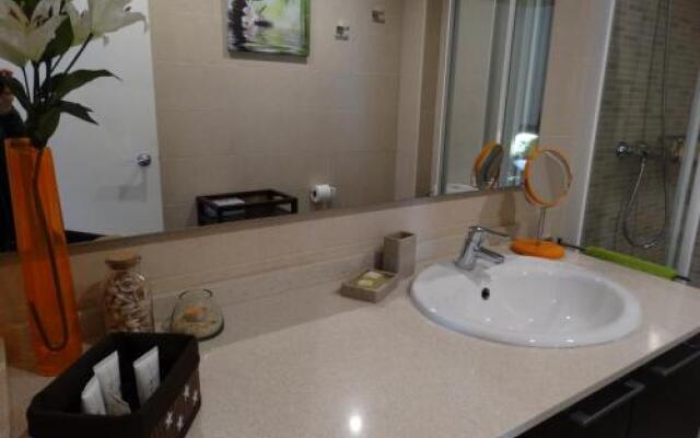 Feel at Sants Apartments