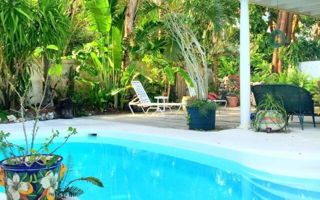 Casa Thorn Bed & Breakfast