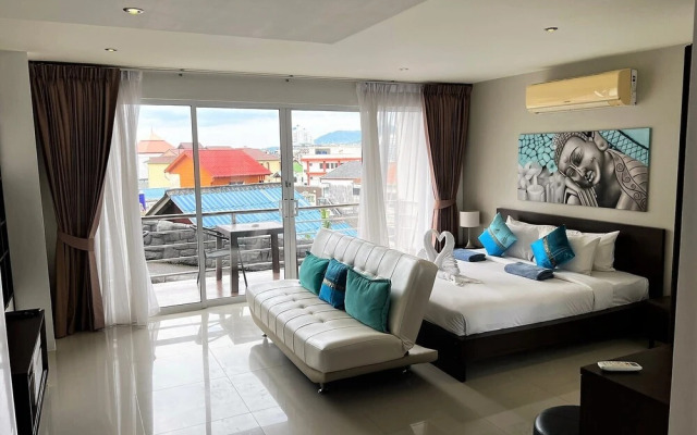 Ocean View Treasure by Lofty