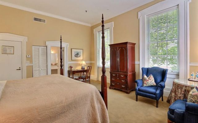 The Presidents' Quarters Inn