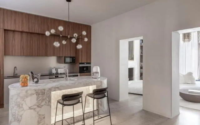 Luxurious Apartment in Rome