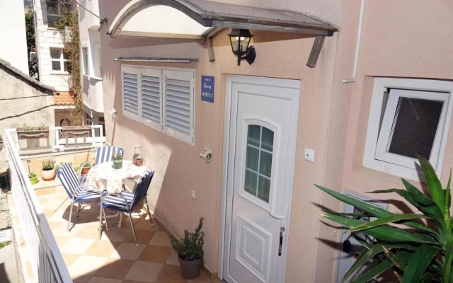 Apartment Ljubav - with parking : A1 Makarska, Riviera Makarska