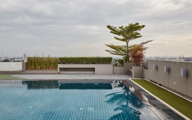 Bangkok Inter Place Hotel