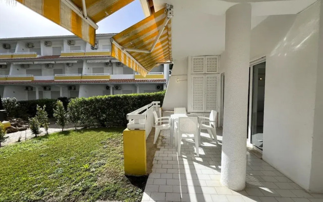 Vilamoura Nautilus With Pool by Homing
