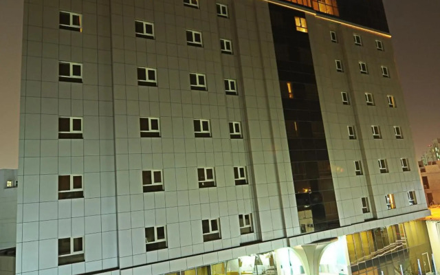 Corp Executive Hotel Doha Suites