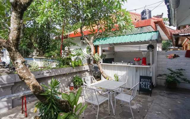 Indopurejoy House - Komala Indah Cottages - Hostel