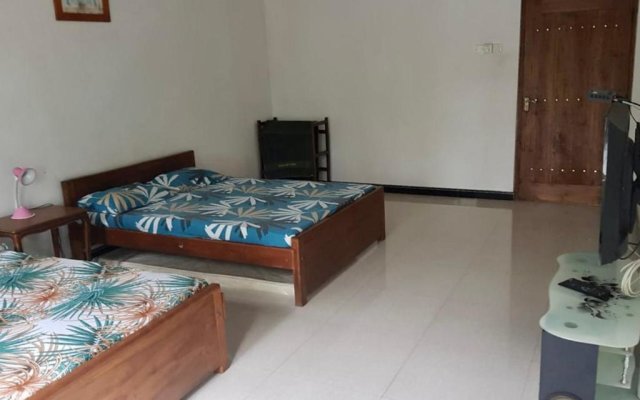 Lovely 2 Bedroom Apartment (With Bathroom& Kitchen)