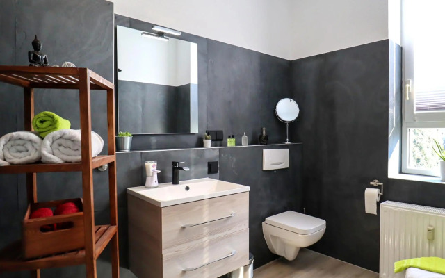 *NEU* Zentral (nur 5min bis zur Innerstadt) *Netflix & Amazon TV*