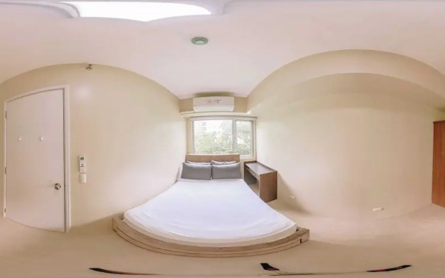 Pool & Garden Tranquility