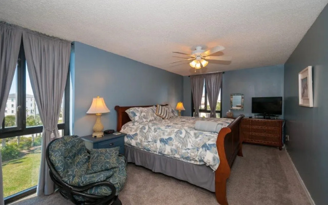 Enclave Condo 701a by Destin Getaways