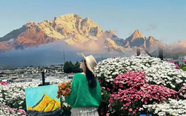 Date jade dragon snow mountain view guest house