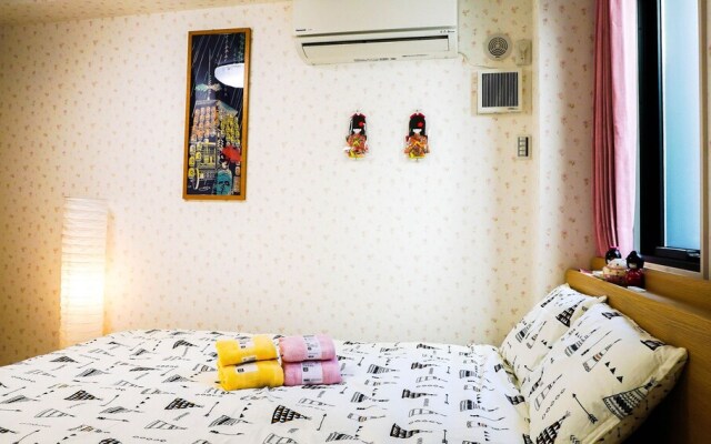 Breeze Shortstay Female Only