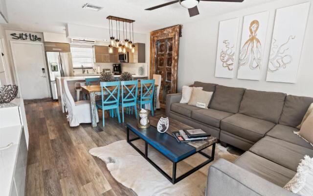 C-VOTED REMODELED UNIT! KAYAKs, MARINA,