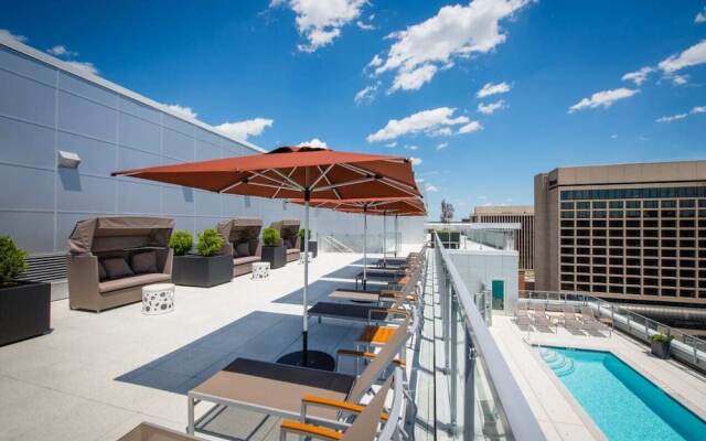 Wonderful 2BR Condo at Crystal City