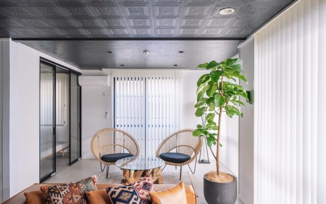 Infinity Hotel -Jicchaku-