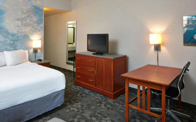 Courtyard by Marriott Bloomington by Mall of America