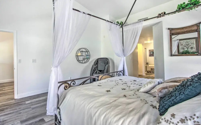 Glendale Oasis w/ Saltwater Pool & Hot Tub!