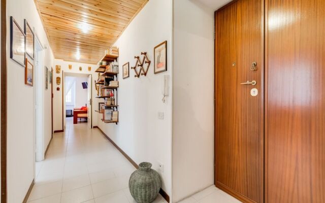 Nice and Bright 2 Beds Flat Near San Giovanni