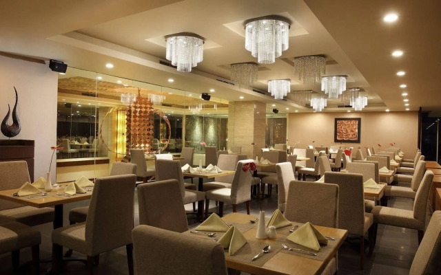 Hotel Santika Premiere Gubeng - Surabaya