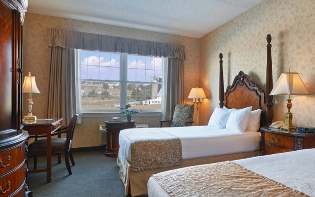 AmishView Inn and Suites