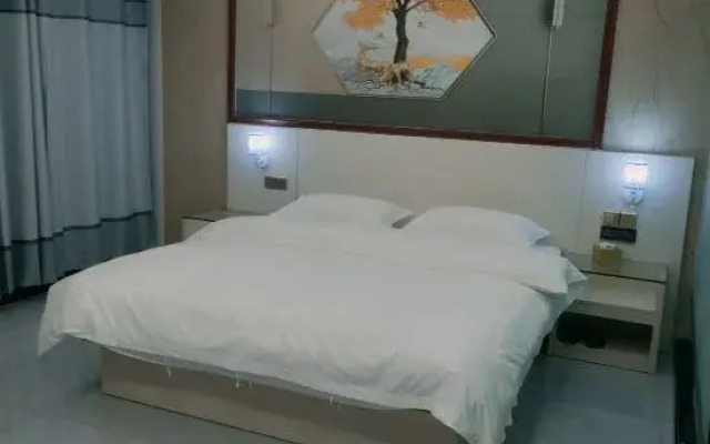 Yeste Hotel (Hechi Du'an Highway Intersection Bus Station)
