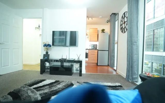 Central M K 1-bedroom Apartment, Sleeps 4, Parking