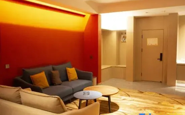 Xayar Honghua Grand Hotel