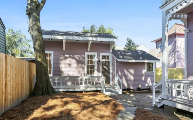 Historic Garden Dist. Victorian Mansion