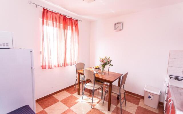 Apartment Jaka - Novalja