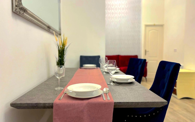 R8 Guest house by Small Home Budapest