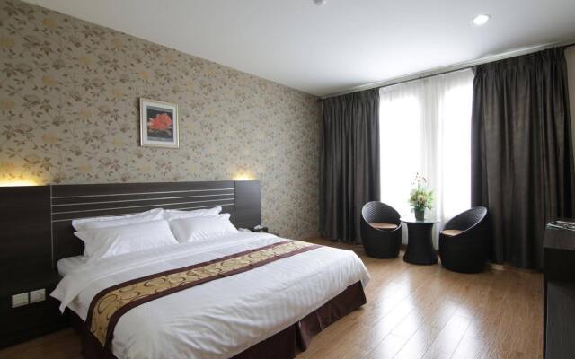 Venesia Hotel