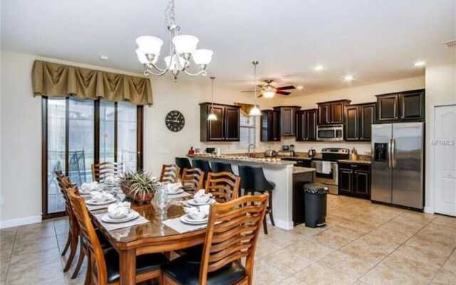 Champions Gate-9117eeclgil 6 Bedroom Home