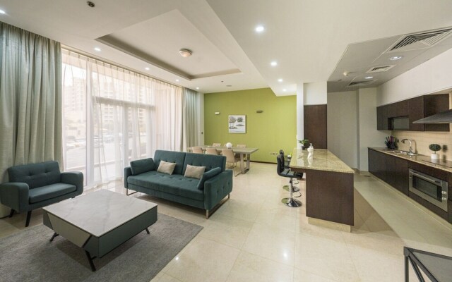 Modern beachfront 1BR apartment