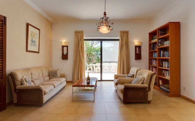 Superlative 4 Bedroom Villa With Private Pool