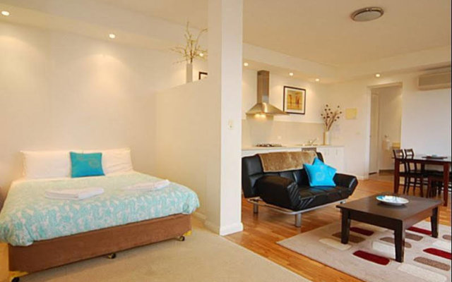 Courtyard Complex Serviced Apartments