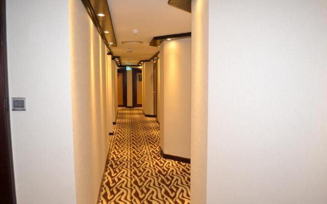 Strand Hotel