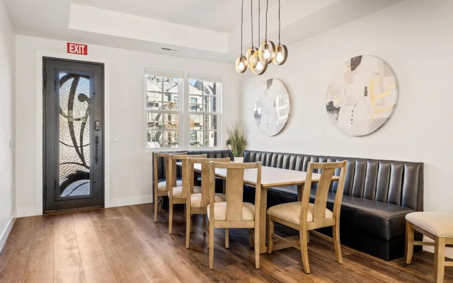 Zion's Haven #f4 4 Bedroom Townhouse