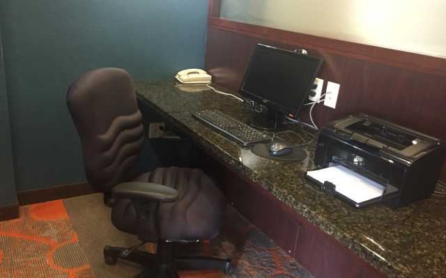 Comfort Inn & Suites