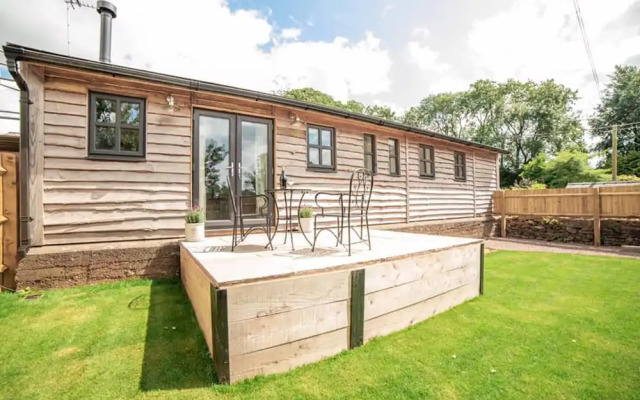 Lovely 1-bed Lodge in Drybrook