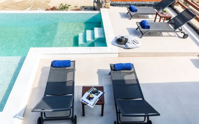 Ortus White Mykonian Luxury Villa