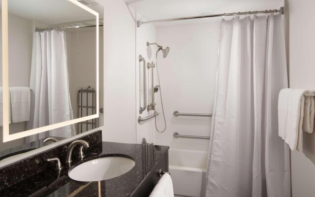 Embassy Suites by Hilton Raleigh Crabtree