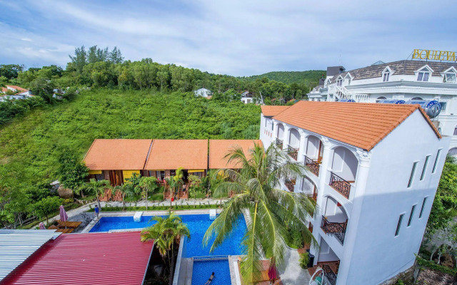 Bien Xanh Hotel