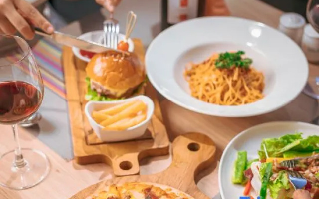 Sala Quy Nhon Beach Hotel