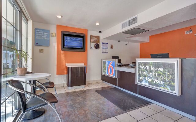 Motel 6 Rohnert Park, CA