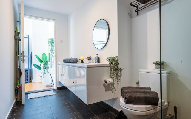 4Pax Studio with Magnificent View PJ SS2