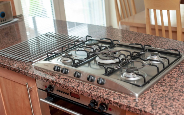 The Holyrood Road Residence - Rsa 120172