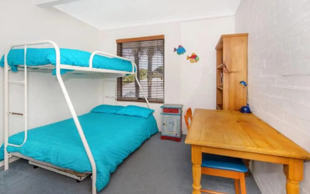 Kendall Beach Apartments 5 - Belongil Beach